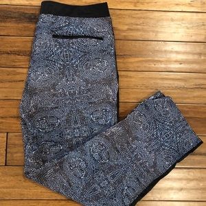 Lululemon Pant Size 10